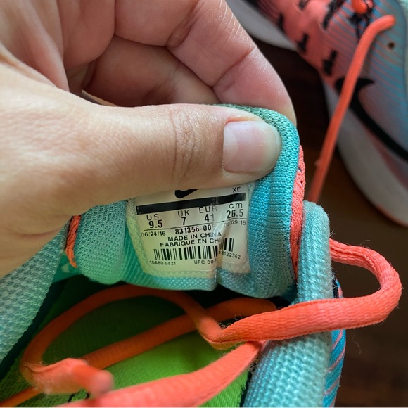 Nike Air Zoom Pegasus 33 Running Shoe - Women's 9.5 - Picture 5 of 7